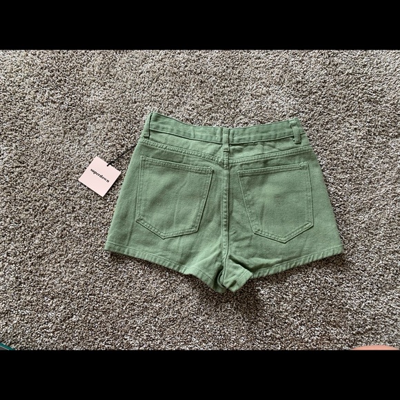 Revolve Superdown Rylan Asymmetrical Shorts - Picture 9 of 9